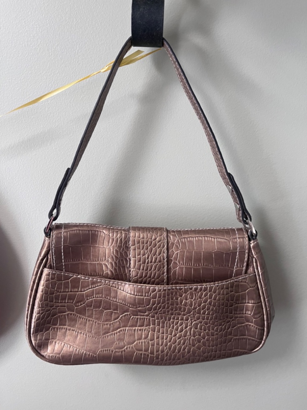 Vintage Y2K Crazy Horse/Liz Clairborne Bronze Metallic Faux Alligator Bag - Picture 2 of 13
